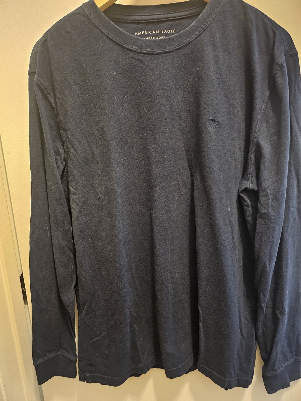 American Eagle Outfitters Long Sleeve Crew in Dark Navy